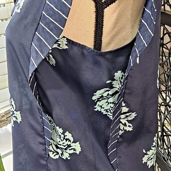 J Crew Size 6 Blue/Turq Sleeveless Floral/Striped Top Split V-Neck EUC - Picture 5 of 11